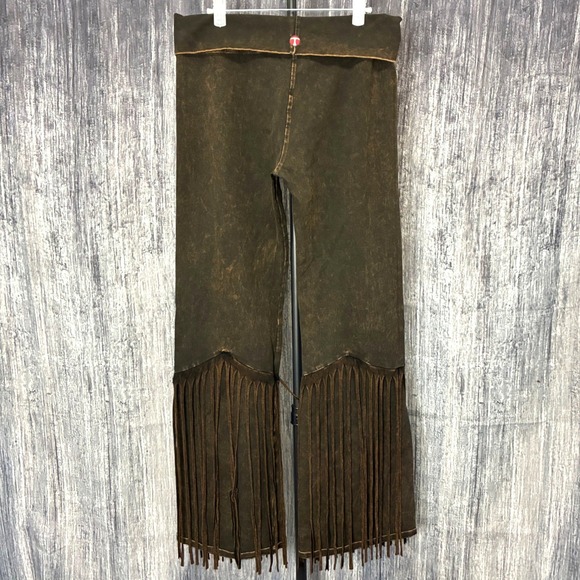 T-Party Fold Down STUDS & FRINGE Bottom Mineral Washed Yoga Pants Women XL - Picture 6 of 12